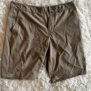 Reef Khaki Hybrid Shorts Size: 32